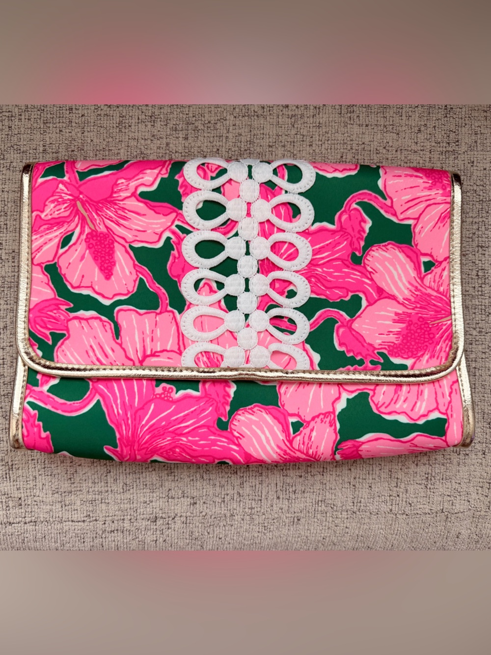 Lilly Pulitzer Hibiscus Kiss Clutch